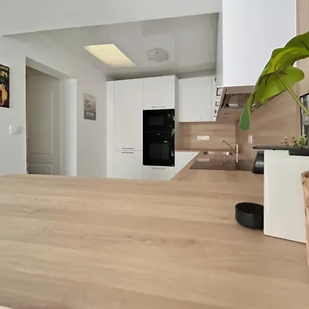 Maison Familiale Proche Memorial Australien Holiday home *